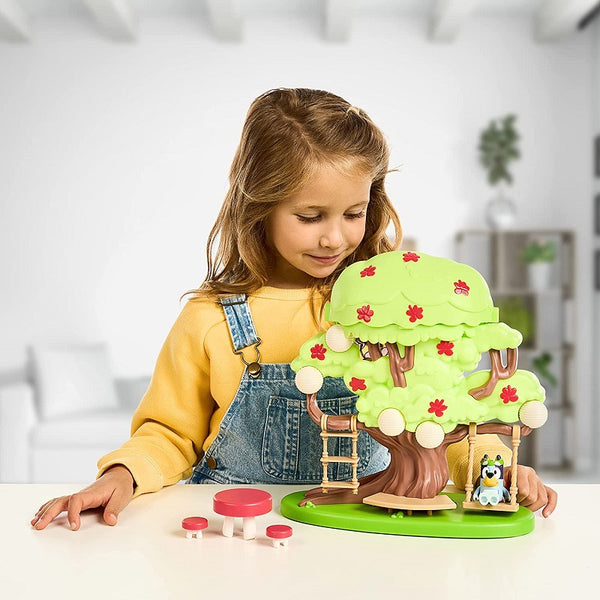 Bluey Tree Playset with figures 11 inch
